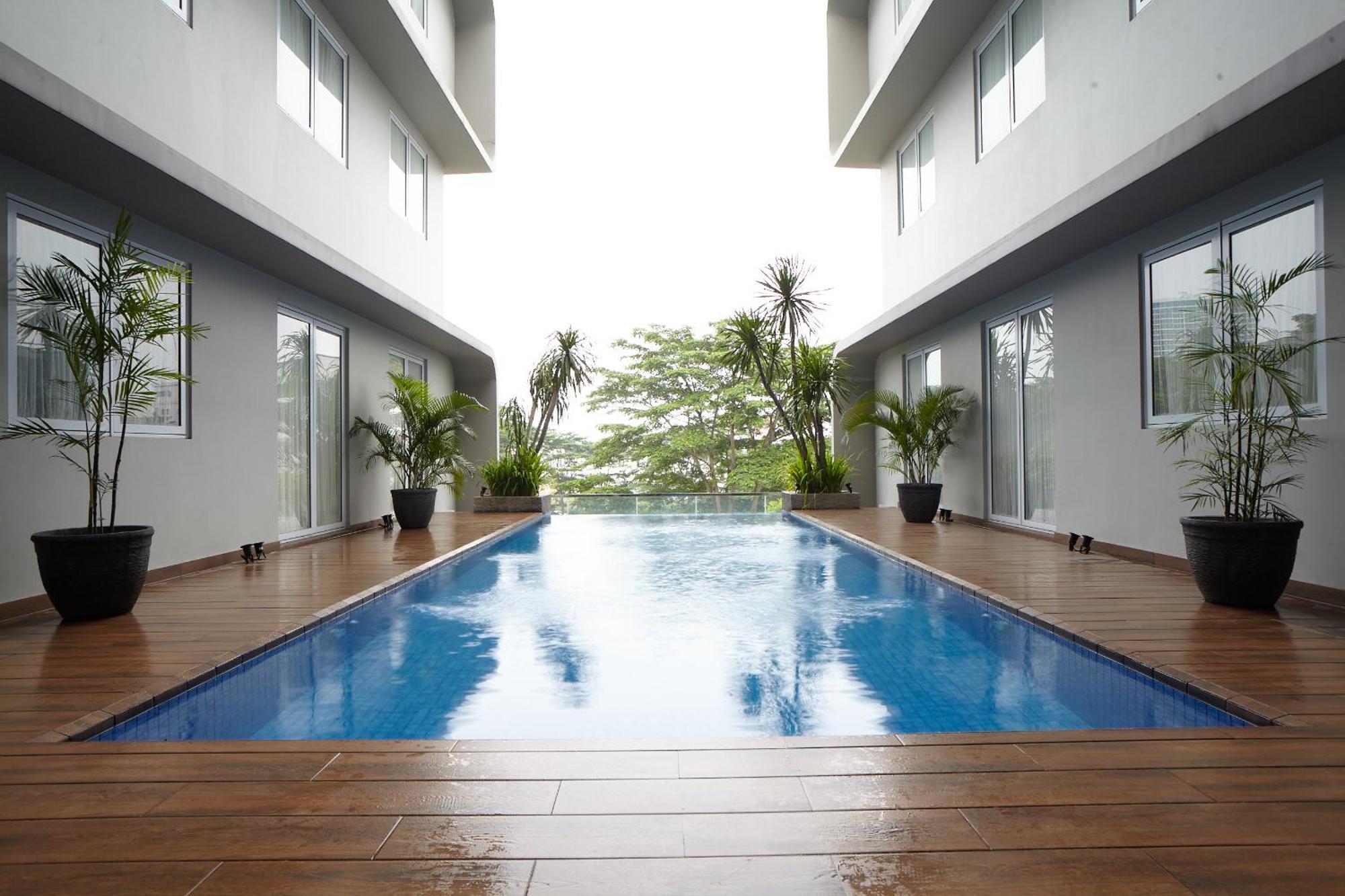 All Nite And Day Hotel Alam Sutera Serpong Luaran gambar